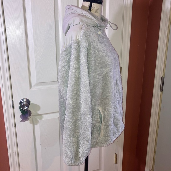 Zyia Active Storm Sherpa Hooded Full Zip Teddy Jacket Light Grey sz Large - Picture 3 of 9